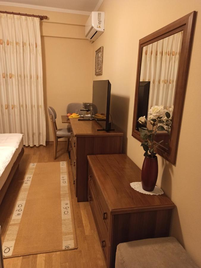 Home Sweet Rental Tiranë Luaran gambar